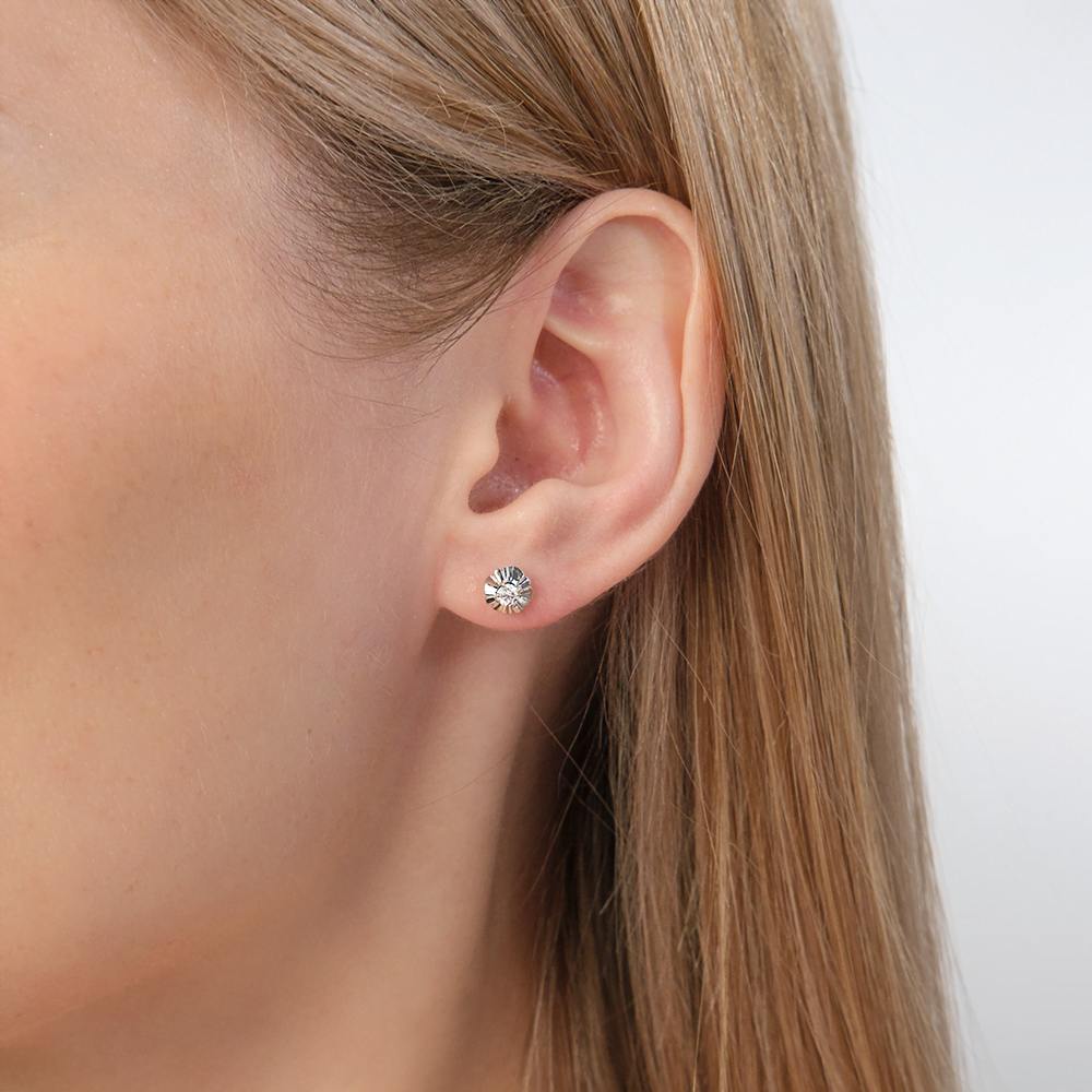 Серьги-пусеты из комбинированного золота с бриллиантом 02-5339-00-101-1121