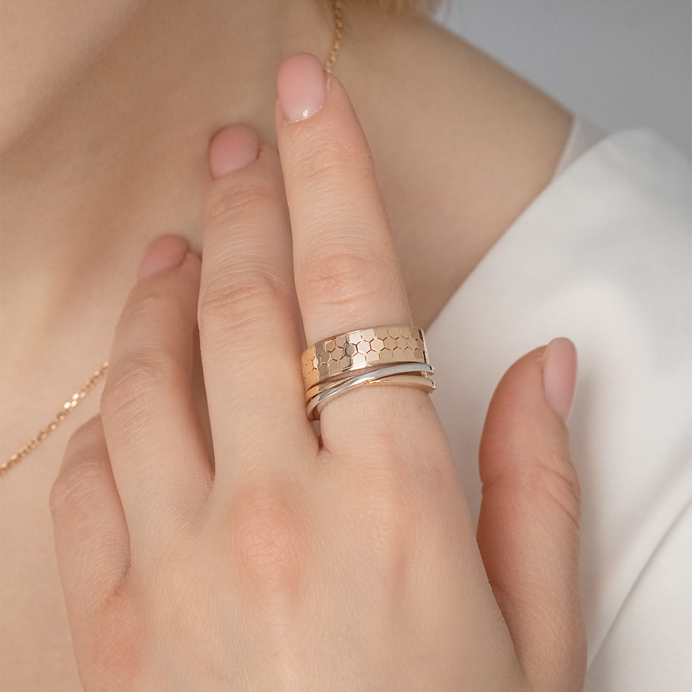 Кольцо из комбинированного золота 01-5765-00-000-1111