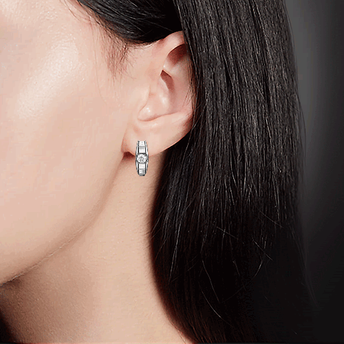 Серьги с английским замком из белого золота с бриллиантом 02-4218-00-101-1120-30