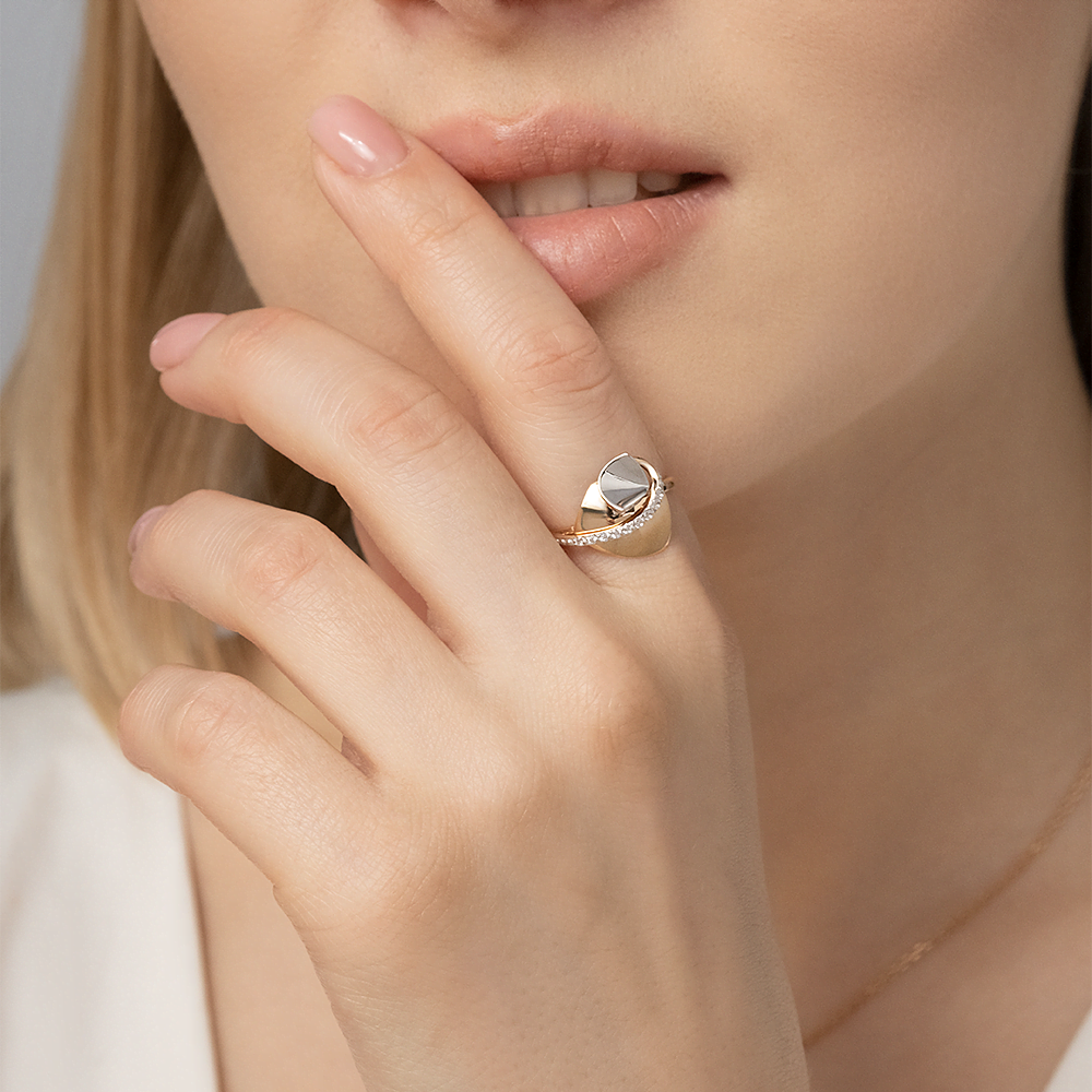 Кольцо из комбинированного золота с фианитами 01-5050-00-401-1111-03