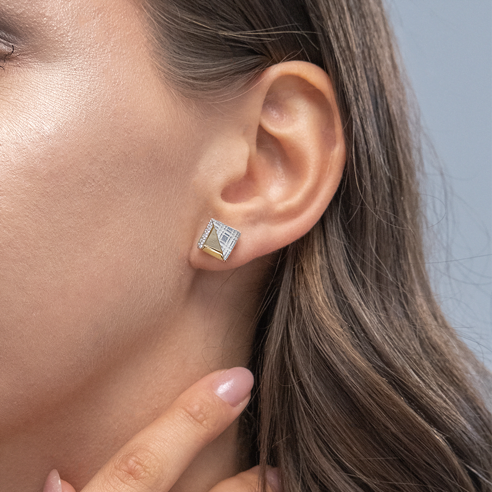 Серьги с принтом «Клетка» из комбинированного золота с фианитами 02-5188-00-401-1121