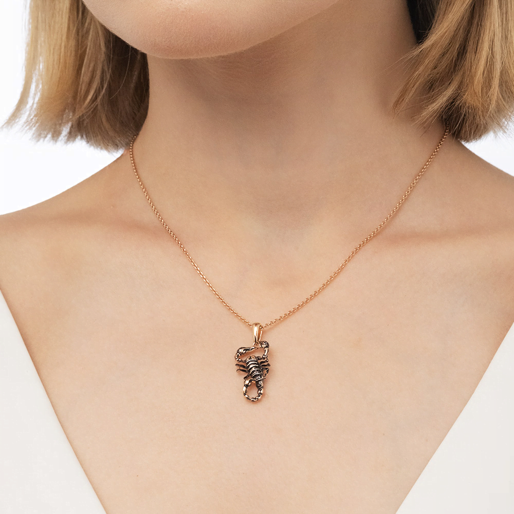 Подвеска «Скорпион» из красного золота с эмалью 03-2929-00-000-1110-59