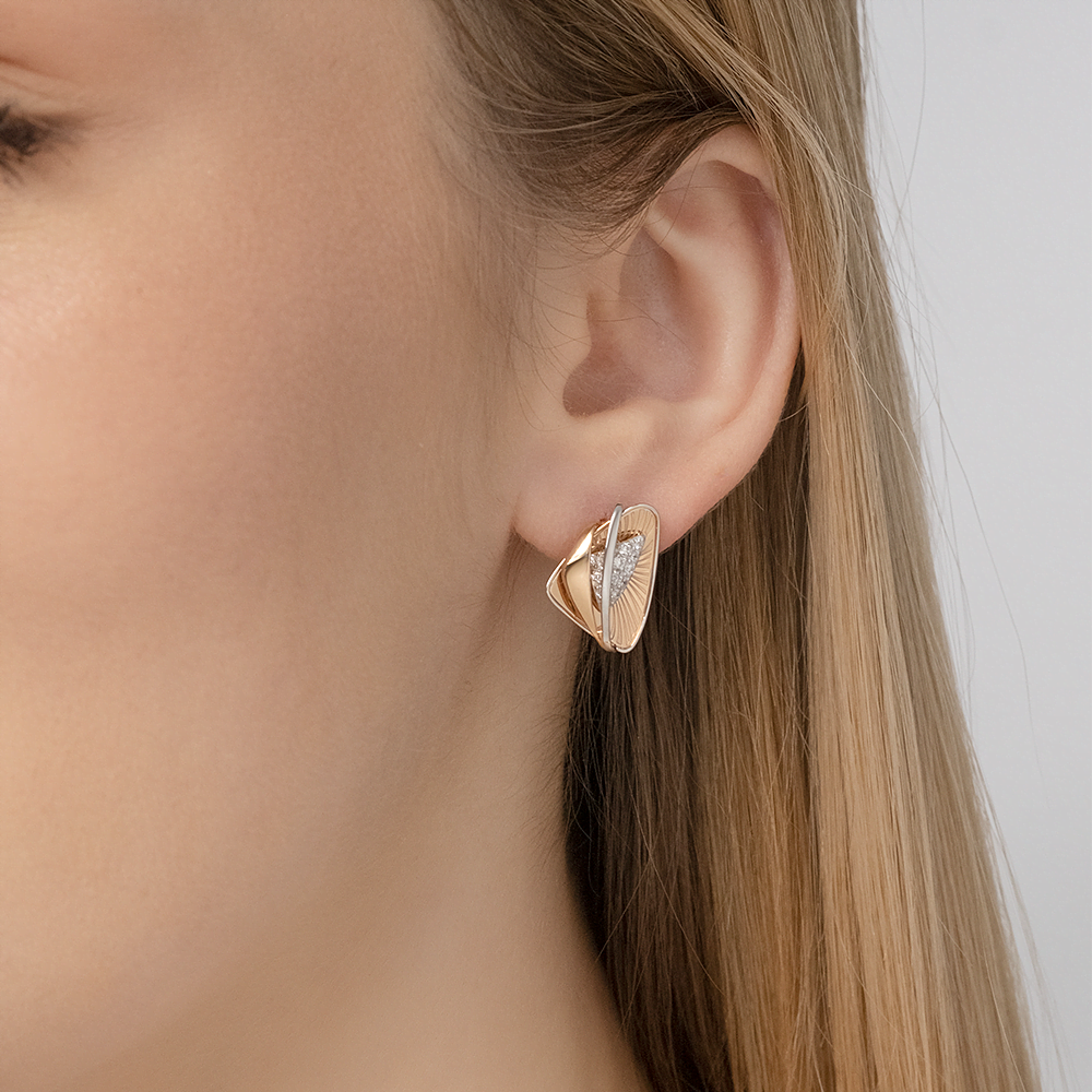 Серьги с английским замком из комбинированного золота с фианитами 02-4003-00-401-1111-65