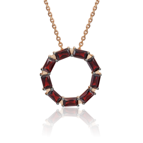 Подвеска из красного золота с гранатами