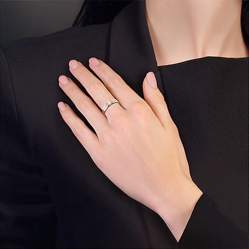 Кольцо из красного золота с фианитами 01-4943-00-401-1110