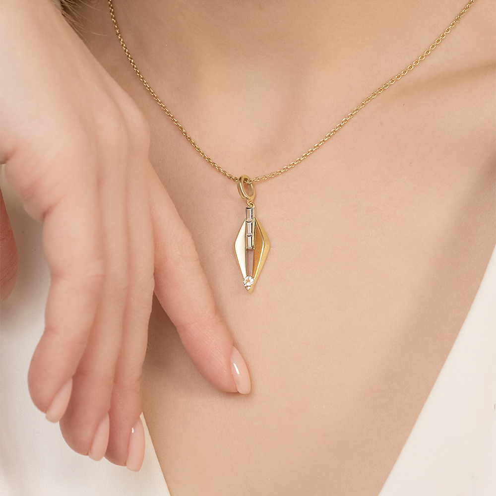 Подвеска из комбинированного золота с натуральным топазом white 03-3369-00-201-1121