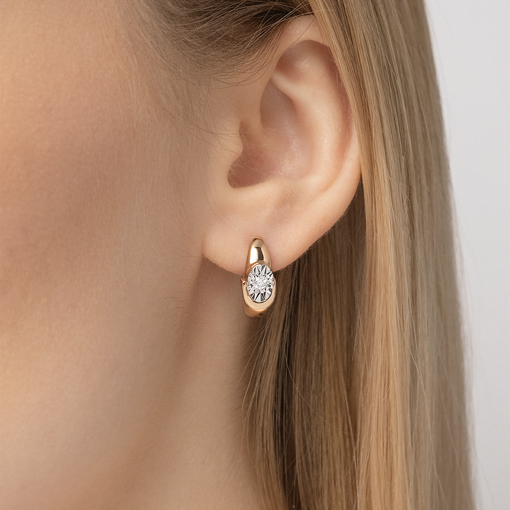 Серьги с английским замком из комбинированного золота с бриллиантом 02-5247-00-101-1111