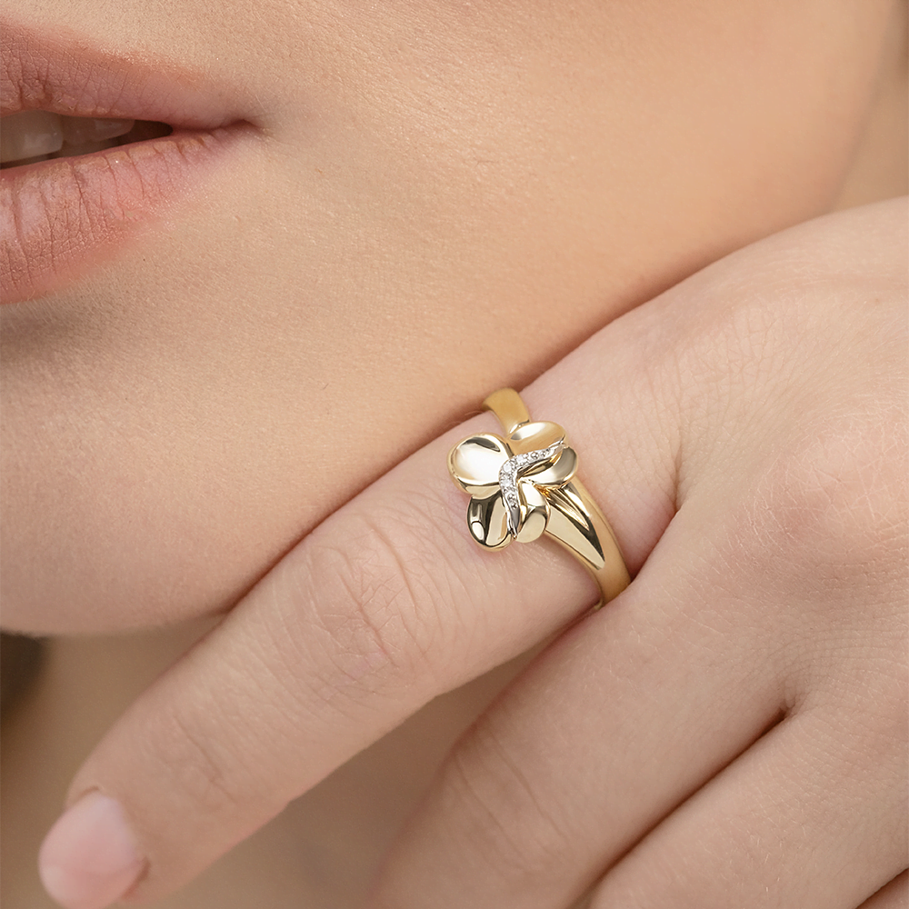 Кольцо из комбинированного золота с бриллиантами 01-5605-00-101-1121