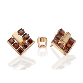 Серьги-пусеты из красного золота с гранатами 02-5428-00-204-1110