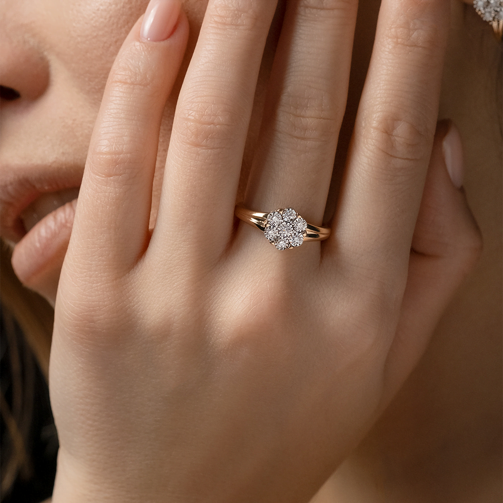 Кольцо из комбинированного золота с бриллиантами 01-5737-00-101-1111