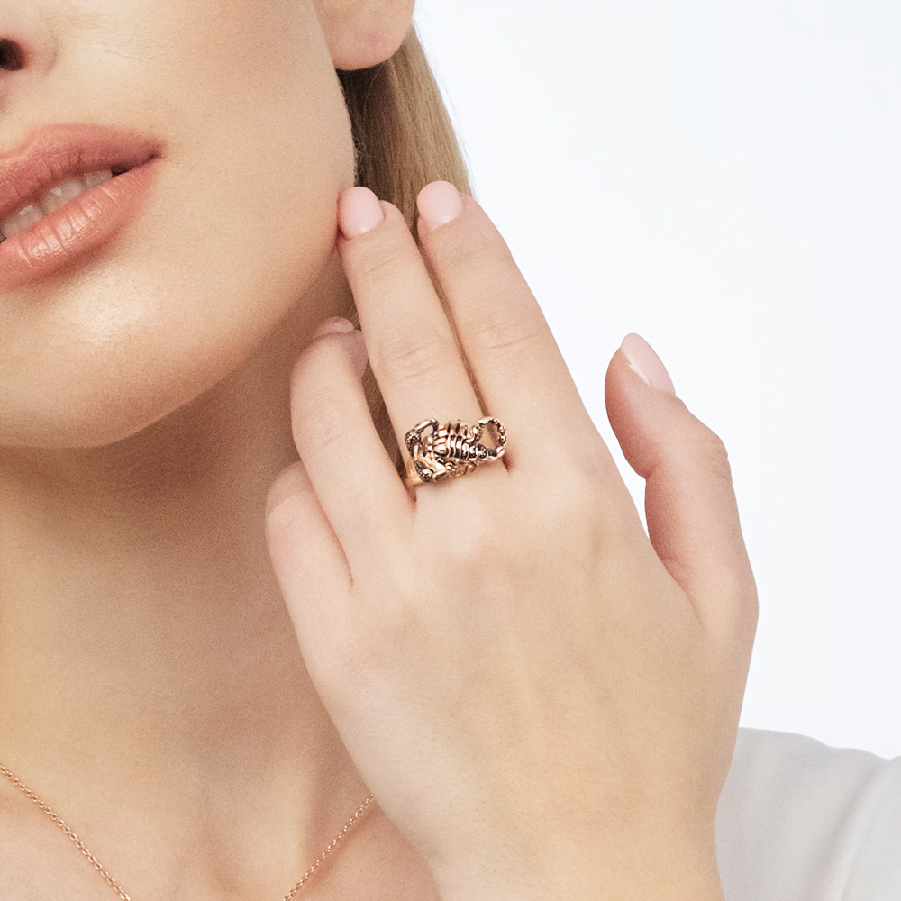 Кольцо «Скорпион» из красного золота с эмалью 01-5089-00-000-1110-59