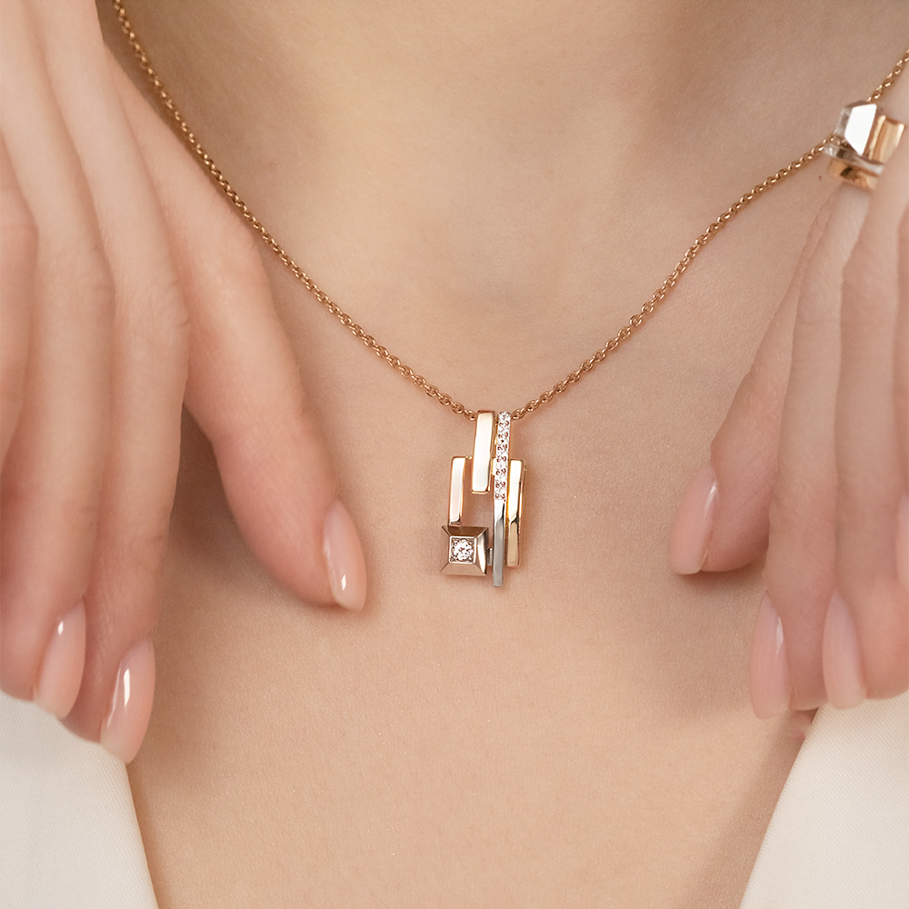 Подвеска из комбинированного золота с натуральными топазами white 03-3378-00-201-1111