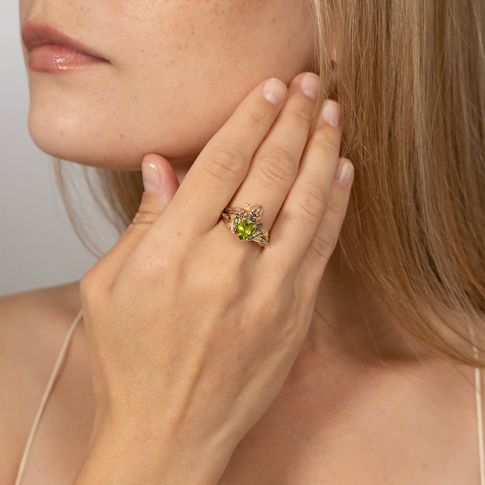 Кольцо «Лягушка» из красного золота с миксом камней 01-5414-00-727-1110-57