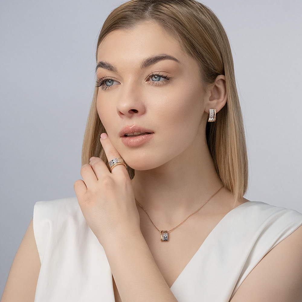 Серьги с английским замком из комбинированного золота 02-5268-01-000-1111