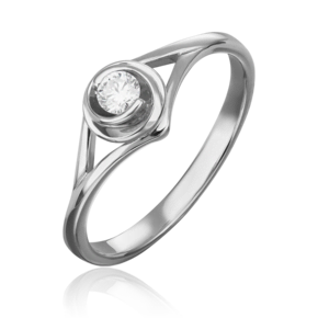 Кольцо из белого золота с бриллиантом