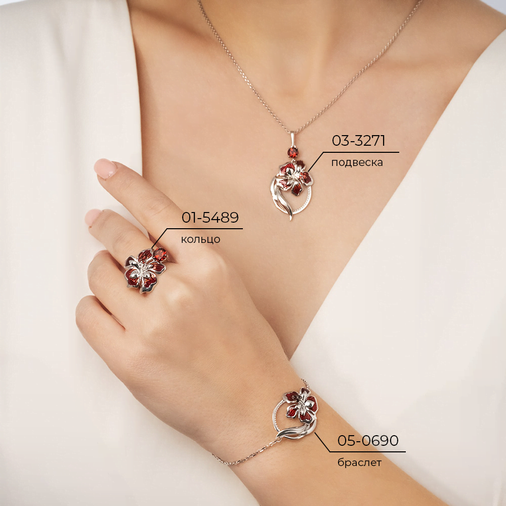 Подвеска «Гибискус» из серебра с гранатами и эмалью 03-3271-00-204-0200-69