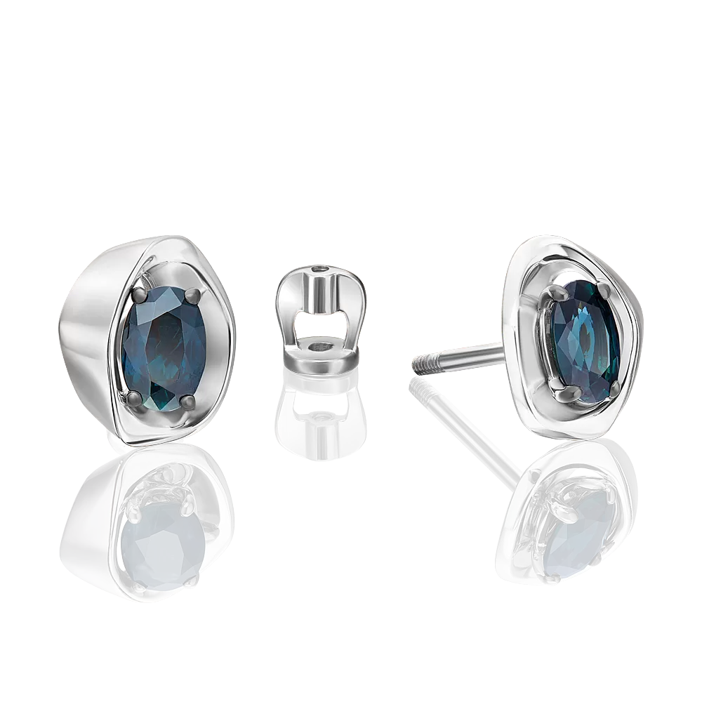 Серьги-пусеты из белого золота с сапфиром 02-5224-00-102-1120