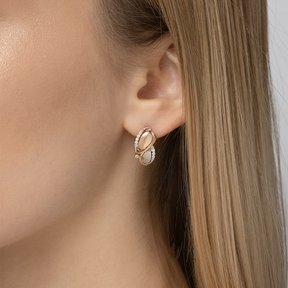 Серьги с английским замком из комбинированного золота с фианитами 02-4001-00-401-1111-65