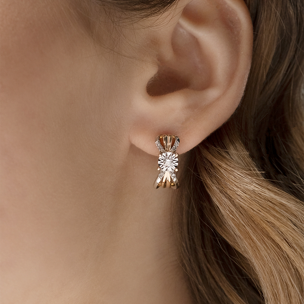 Серьги с английским замком из комбинированного золота с бриллиантами 02-5213-00-101-1111