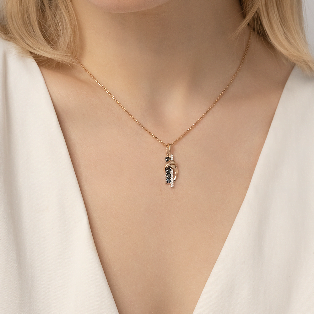 Подвеска из комбинированного золота с сапфирами и бриллиантами 03-3473-00-105-1111