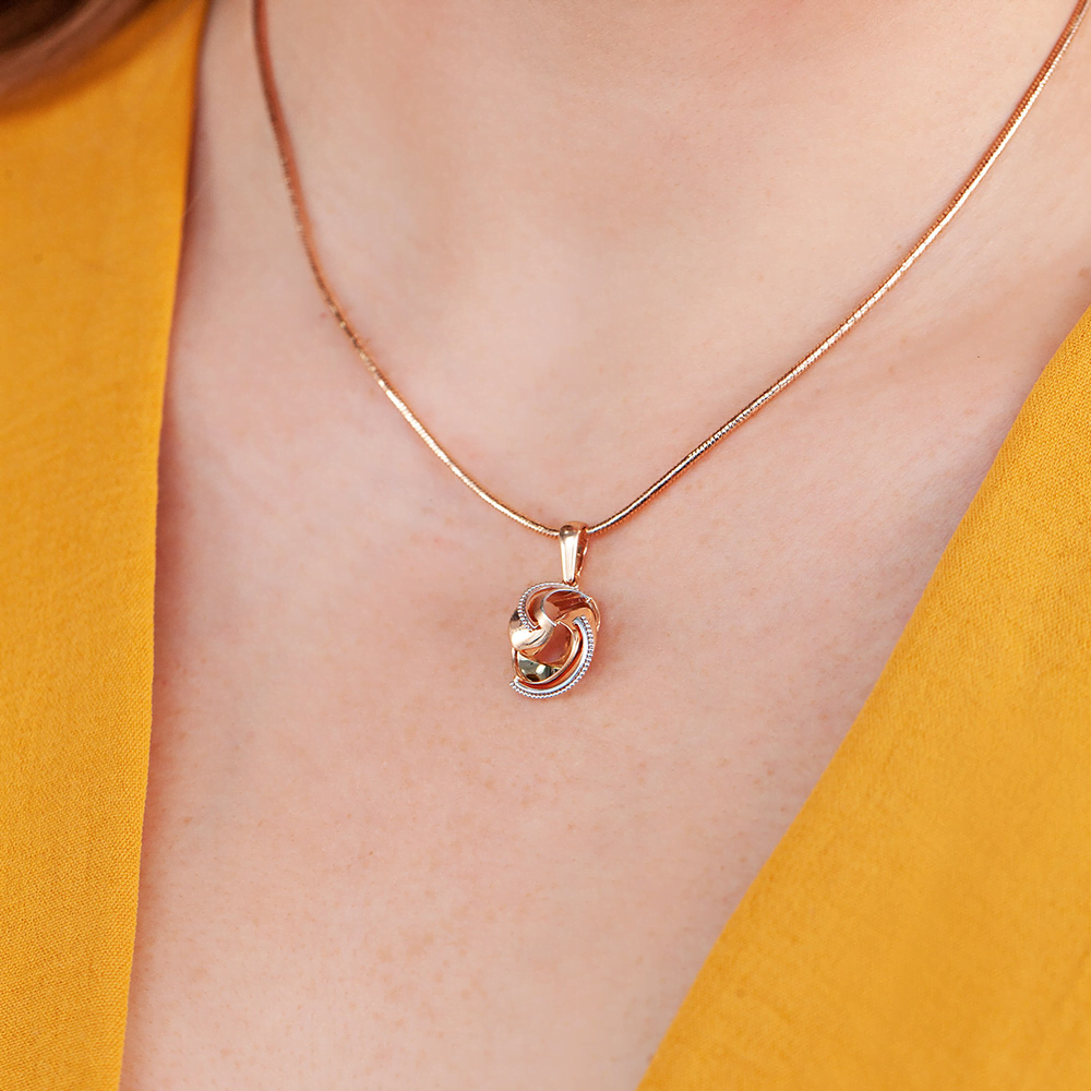 Подвеска из комбинированного золота 03-2870-00-000-1113-48