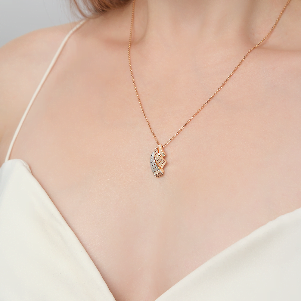 Подвеска из комбинированного золота 03-3534-00-000-1111