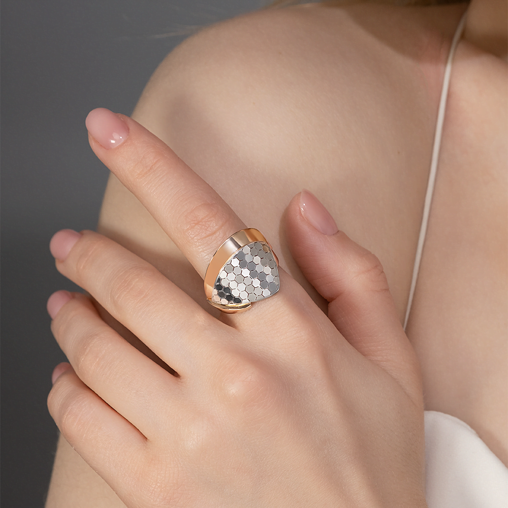 Кольцо из комбинированного золота 01-5773-01-000-1111