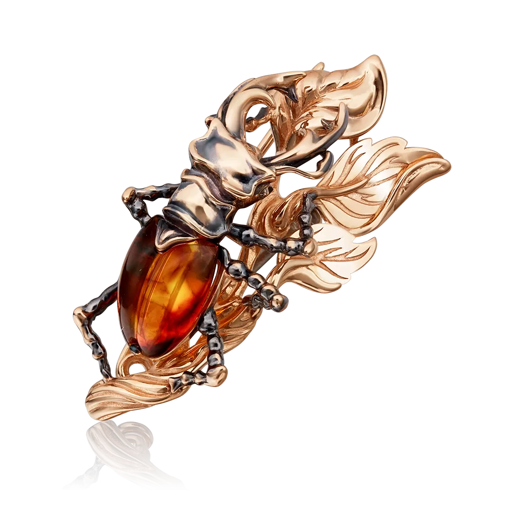 Брошь «Жук-олень» из красного золота с янтарём 04-0198-01-271-1110-58
