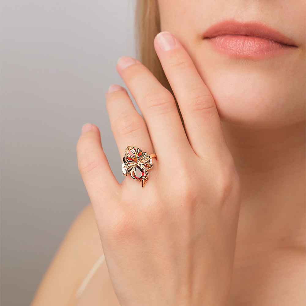 Кольцо «Удивительный цветок» из красного золота с гранатом и эмалью 01-5149-00-204-1110-57