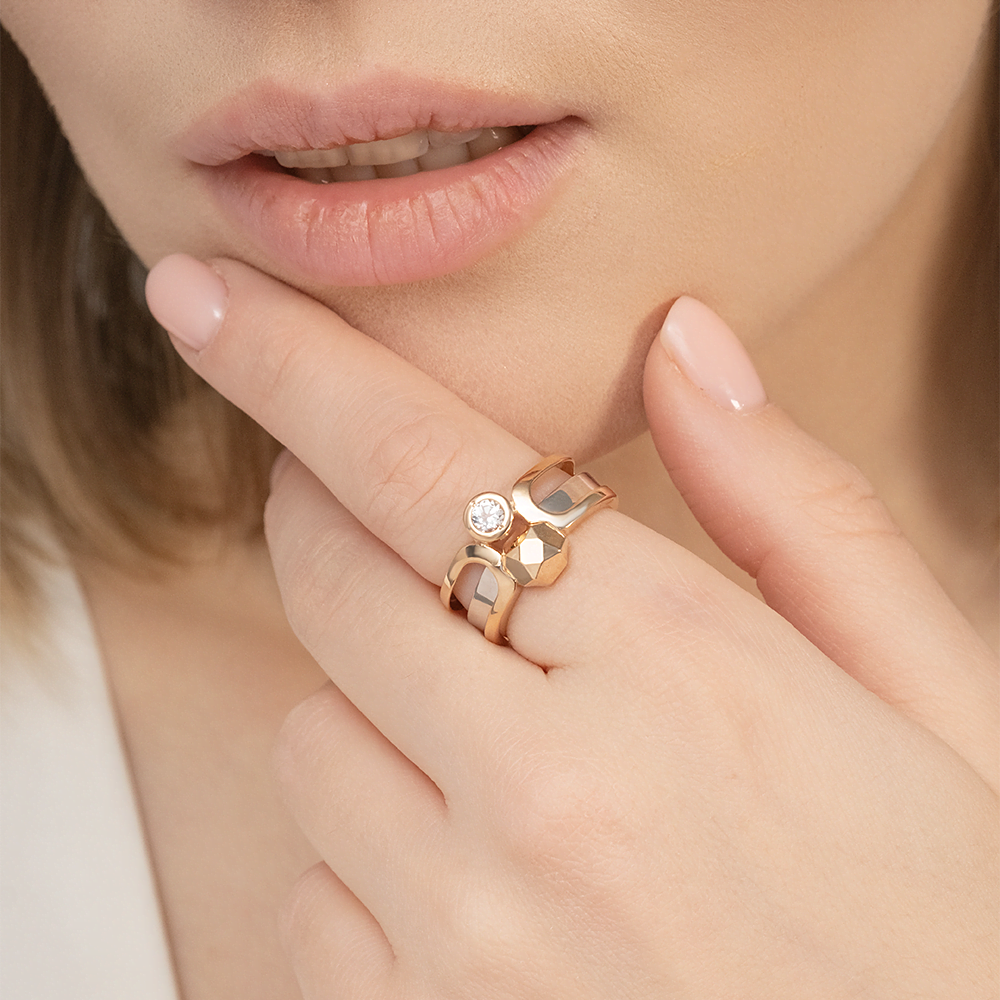 Кольцо из комбинированного золота с натуральным топазом white 01-5627-00-201-1111