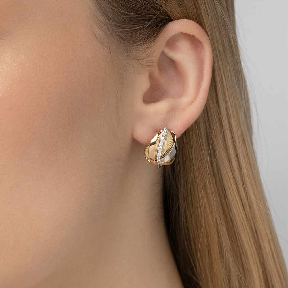 Серьги с английским замком из комбинированного золота с фианитами 02-3989-00-401-1140-66