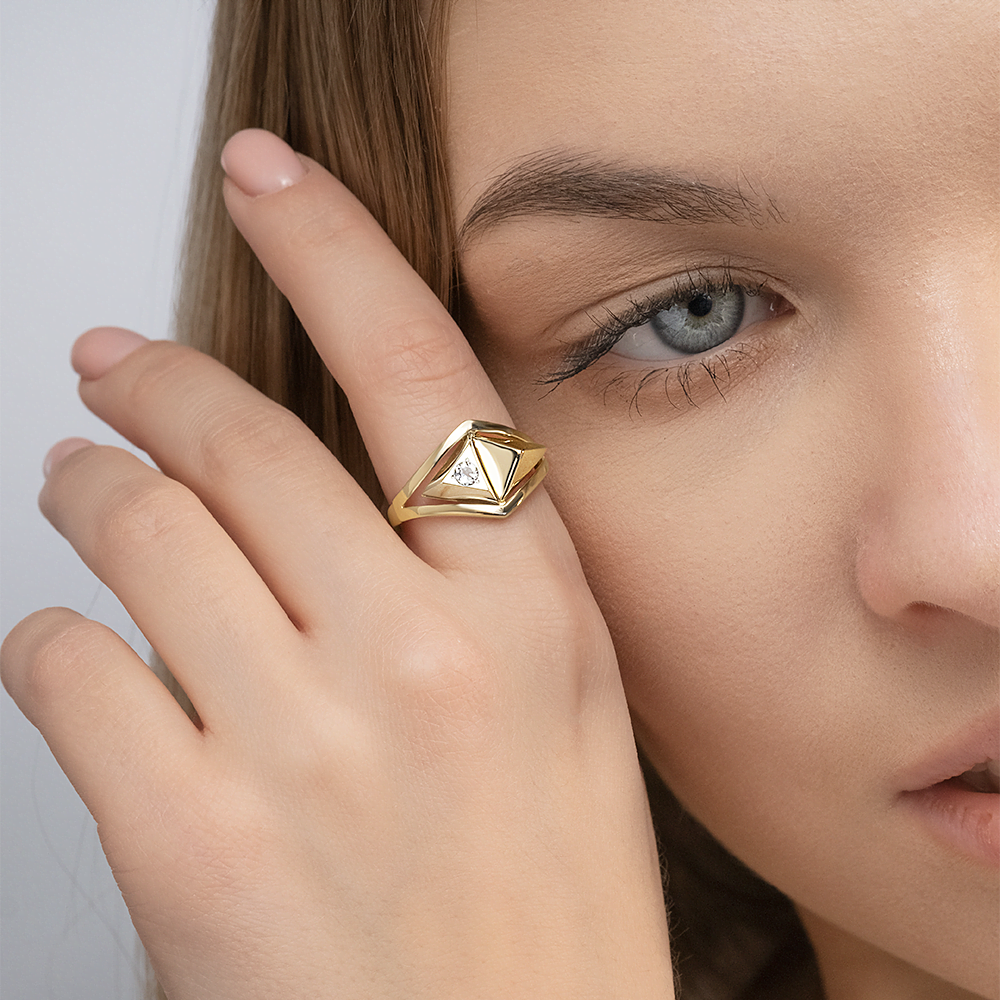 Кольцо из комбинированного золота с натуральным топазом white 01-5622-00-201-1121