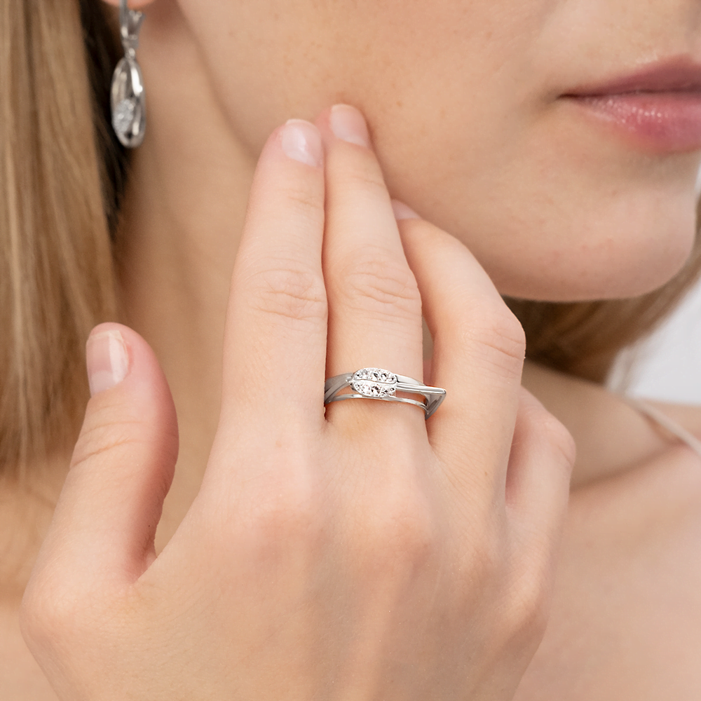 Кольцо из белого золота с натуральными топазами white 01-5567-00-201-1120