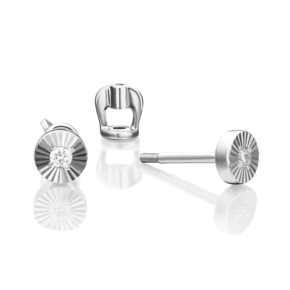 Серьги-пусеты из белого золота с бриллиантом