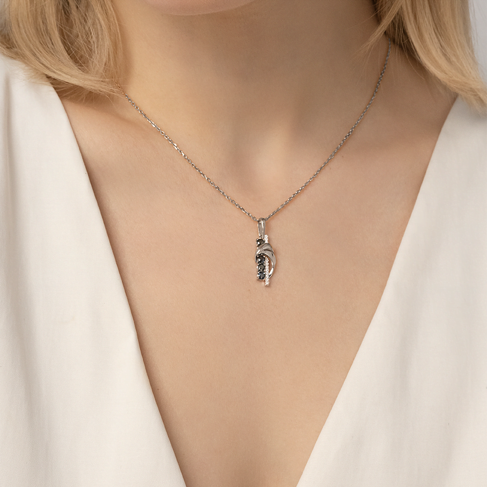 Подвеска из белого золота с сапфирами и бриллиантами 03-3473-00-105-1120