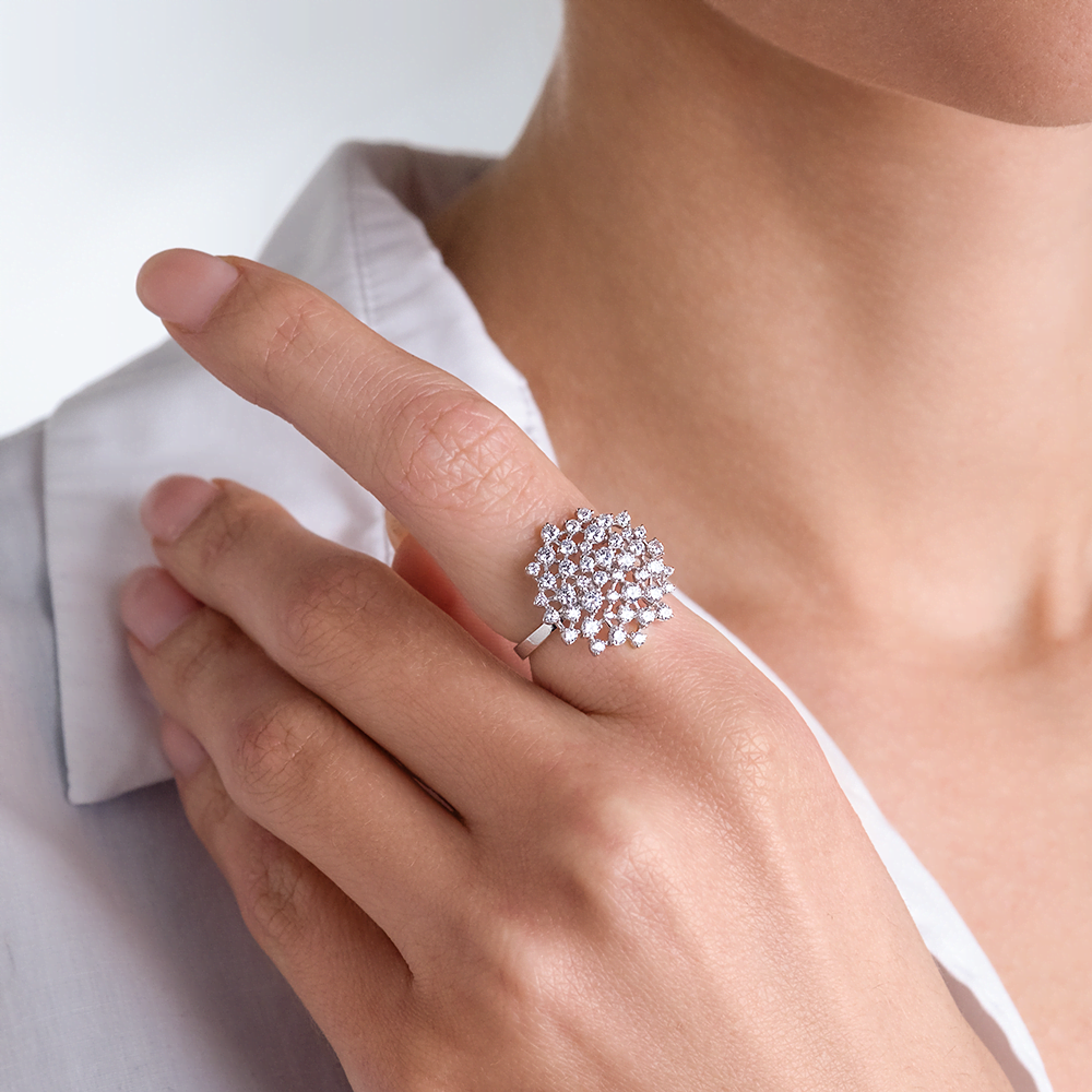 Кольцо из серебра с фианитами 01-3665-00-401-0200