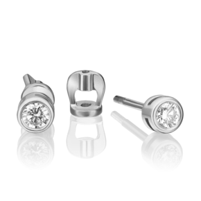 Серьги-пусеты из белого золота с бриллиантом