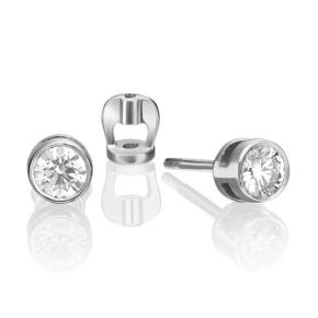 Серьги-пусеты из белого золота с бриллиантом